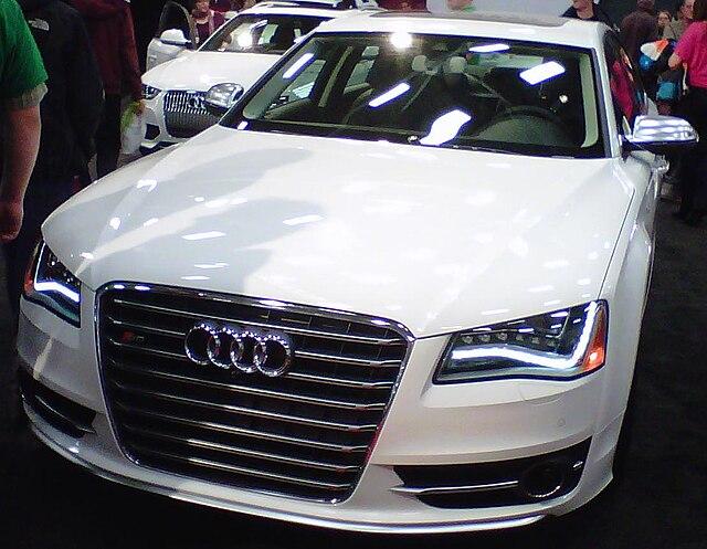 Audi S8