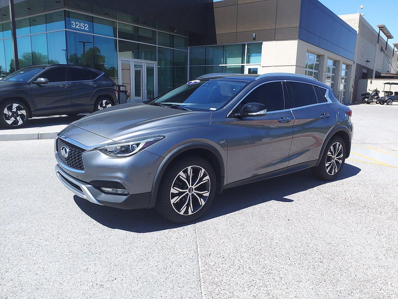 Infiniti Qx30